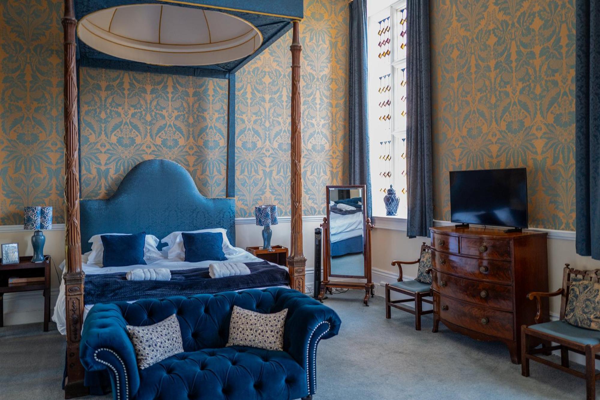 The Hall - Historic Grade I-Listed Jacobean Mansion Bradford-On-Avon Exterior foto